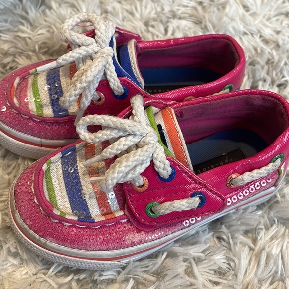 3 pairs toddler shoes - Picture 7 of 9